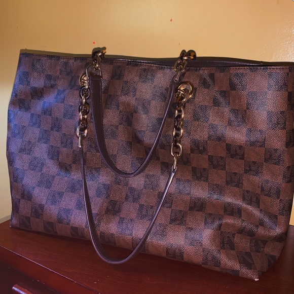 MICHAEL Michael Kors Handbags - 💛Real MICHAEL KORS LEATHER CHECKERED BAG💛